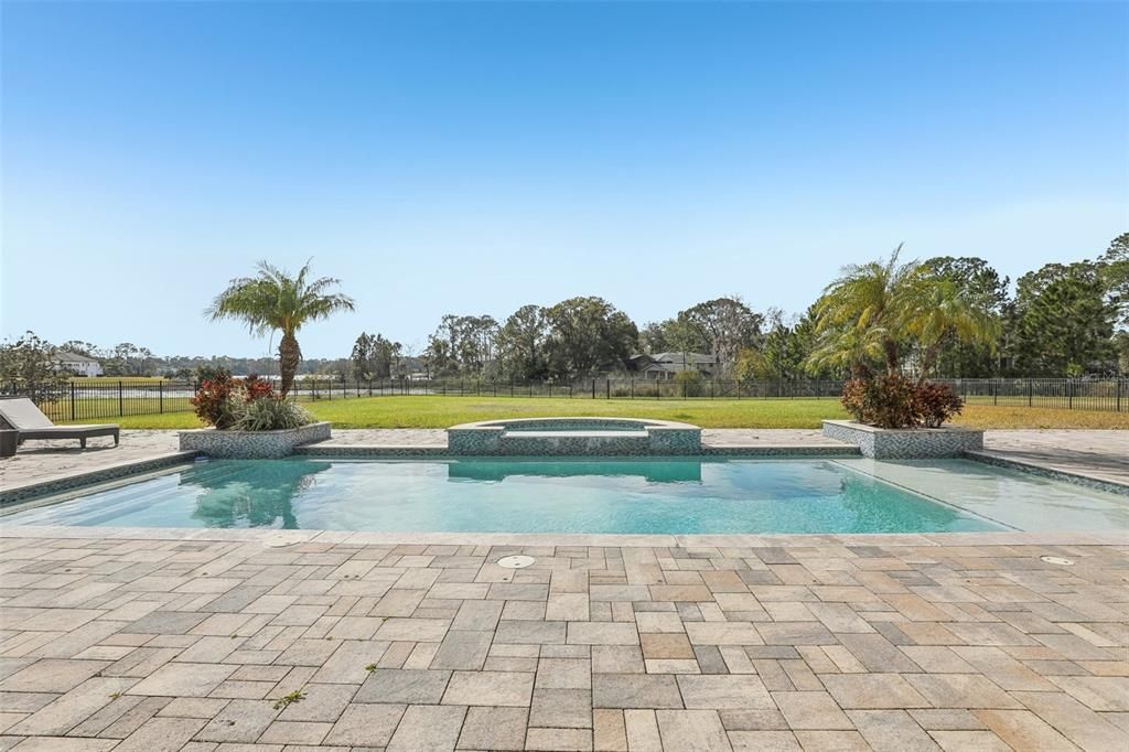 For Sale: $1,850,000 (5 beds, 5 baths, 5118 Square Feet)