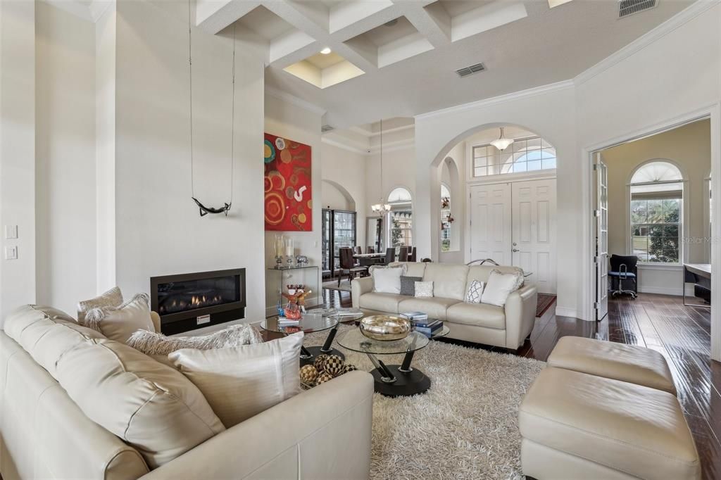 For Sale: $1,850,000 (5 beds, 5 baths, 5118 Square Feet)