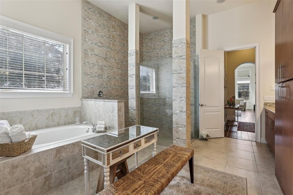 For Sale: $1,850,000 (5 beds, 5 baths, 5118 Square Feet)