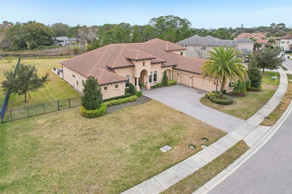 For Sale: $1,850,000 (5 beds, 5 baths, 5118 Square Feet)