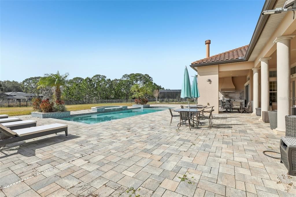 For Sale: $1,850,000 (5 beds, 5 baths, 5118 Square Feet)