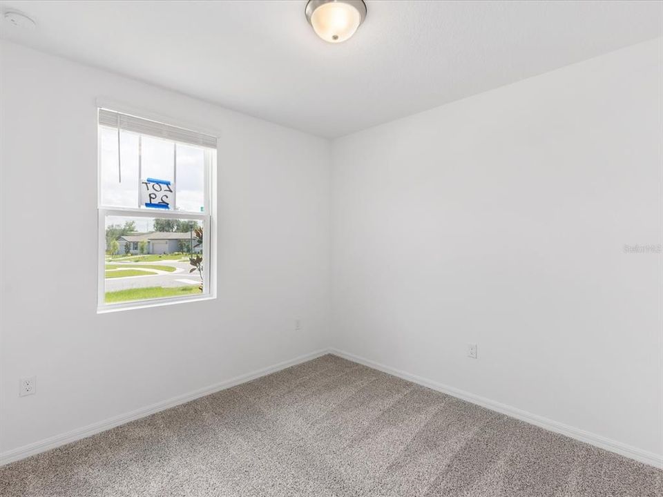 For Sale: $500,000 (4 beds, 3 baths, 2486 Square Feet)