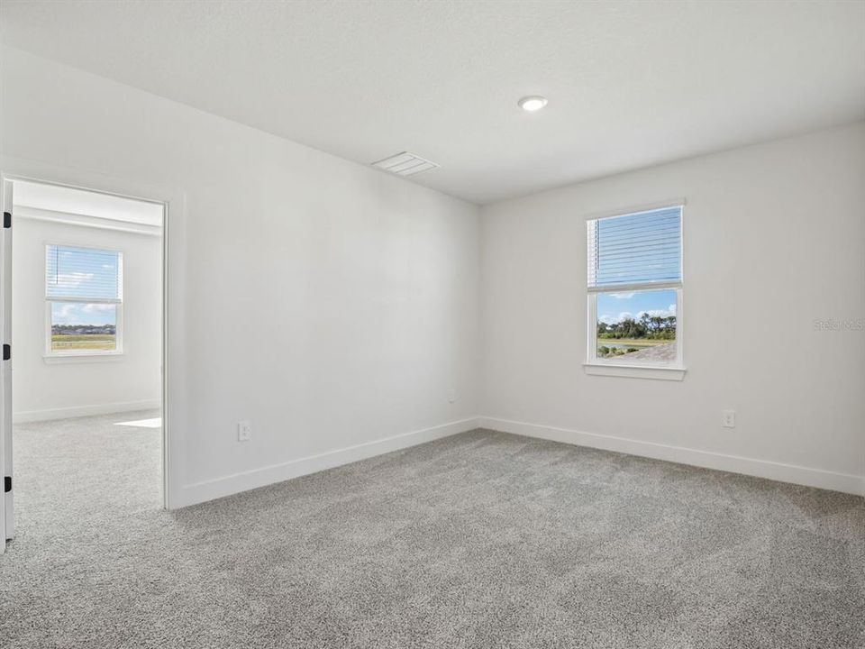 For Sale: $522,220 (4 beds, 2 baths, 2574 Square Feet)
