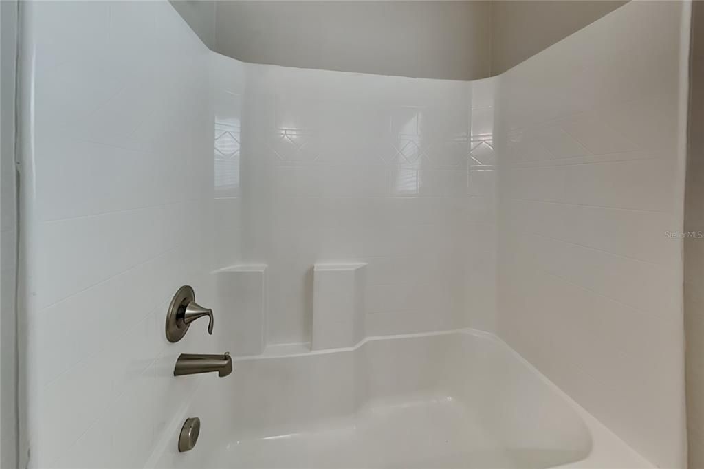 For Rent: $2,399 (4 beds, 2 baths, 2145 Square Feet)