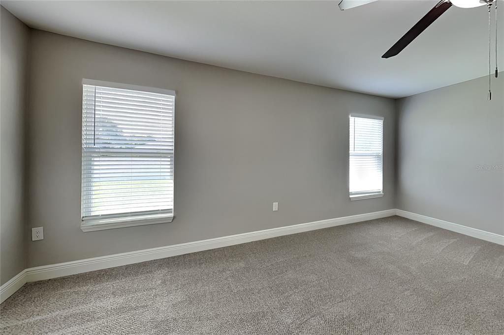 For Rent: $2,399 (4 beds, 2 baths, 2145 Square Feet)