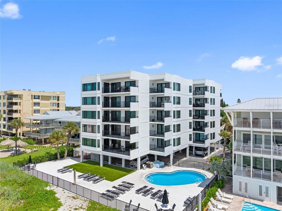 На продажу: $1,149,000 (2 спален, 2 ванн, 1340 Квадратных фут)