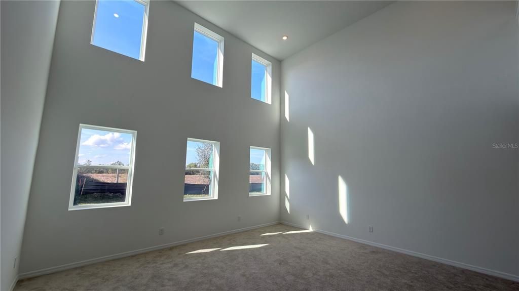 En Renta: $4,650 (5 camas, 4 baños, 3542 Pies cuadrados)