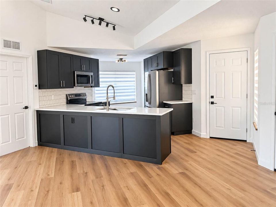 En Venta: $319,000 (3 camas, 2 baños, 1257 Pies cuadrados)