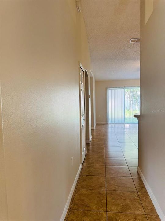 For Rent: $1,800 (3 beds, 2 baths, 1632 Square Feet)