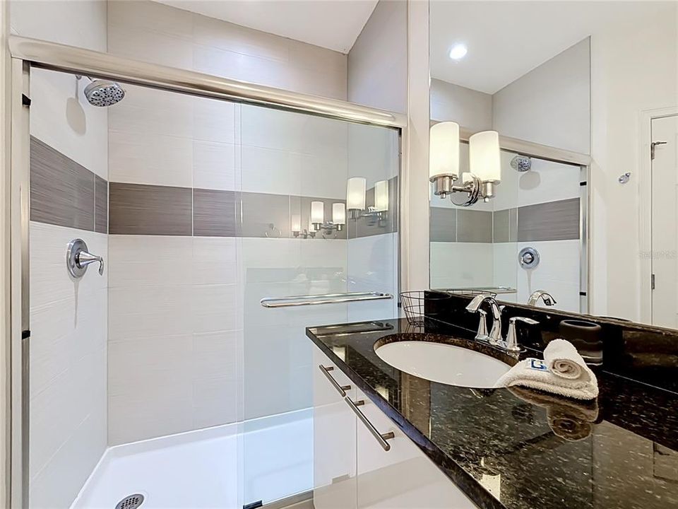 На продажу: $299,000 (3 спален, 3 ванн, 1501 Квадратных фут)