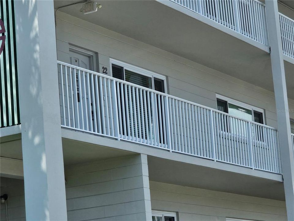 На продажу: $168,900 (2 спален, 2 ванн, 1400 Квадратных фут)