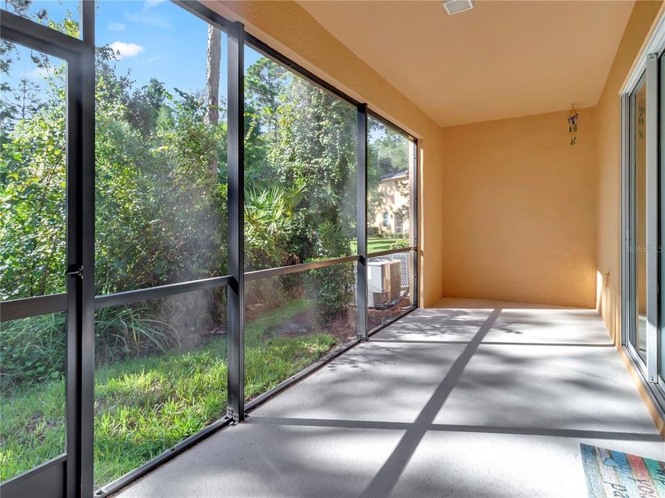 For Sale: $299,900 (3 beds, 2 baths, 1550 Square Feet)