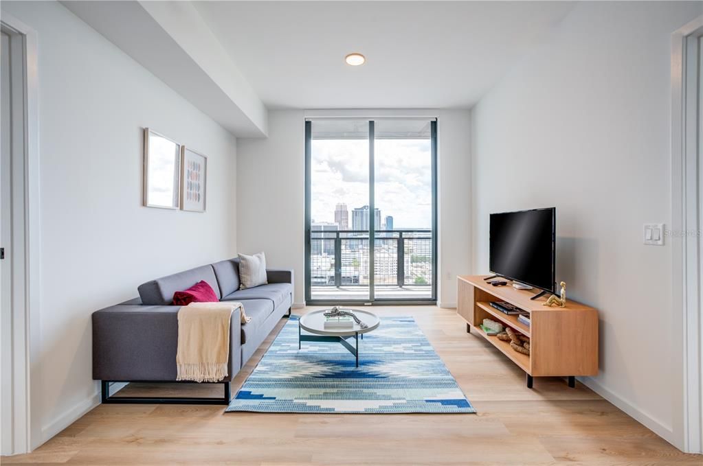 For Rent: $3,500 (2 beds, 2 baths, 769 Square Feet)