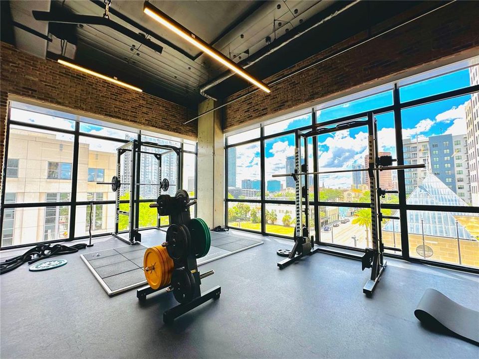 For Rent: $3,500 (2 beds, 2 baths, 769 Square Feet)