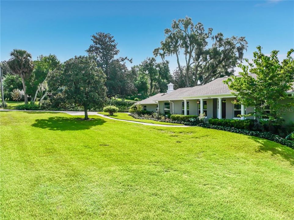 En Venta: $875,000 (4 camas, 3 baños, 3672 Pies cuadrados)