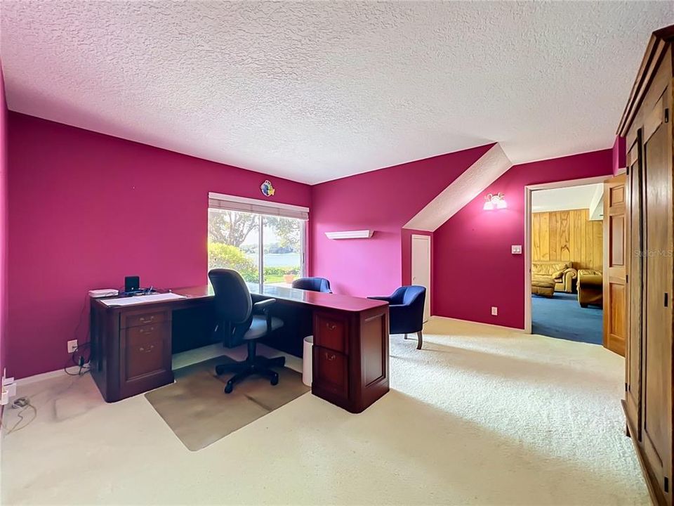 En Venta: $875,000 (4 camas, 3 baños, 3672 Pies cuadrados)