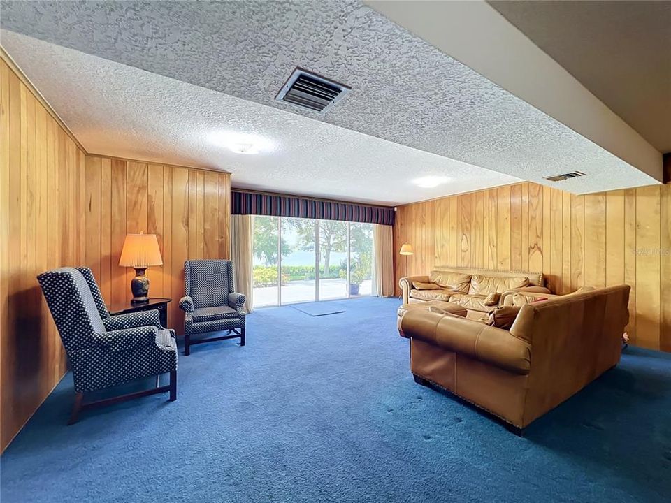 En Venta: $875,000 (4 camas, 3 baños, 3672 Pies cuadrados)