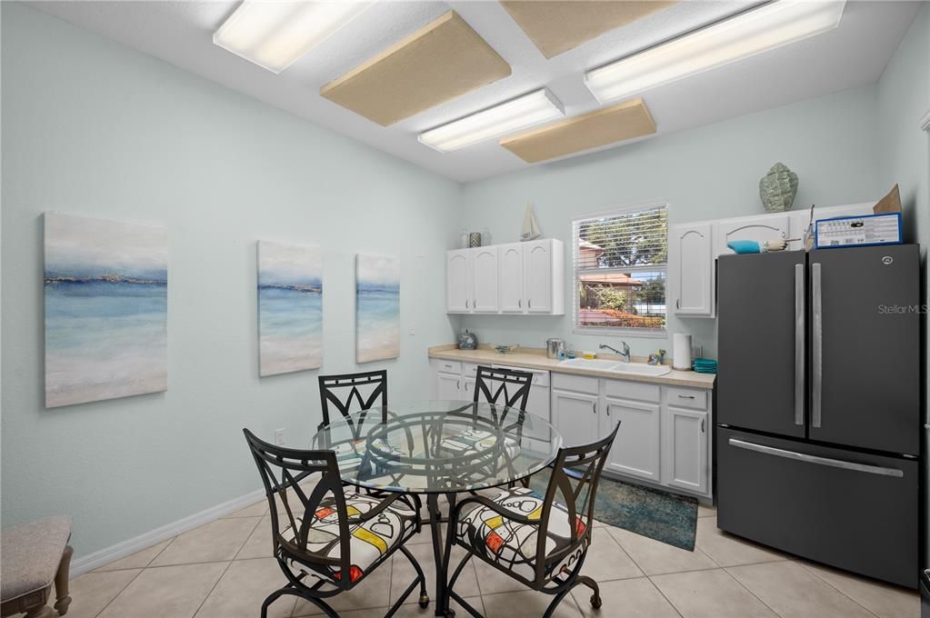 For Sale: $449,000 (3 beds, 2 baths, 1883 Square Feet)