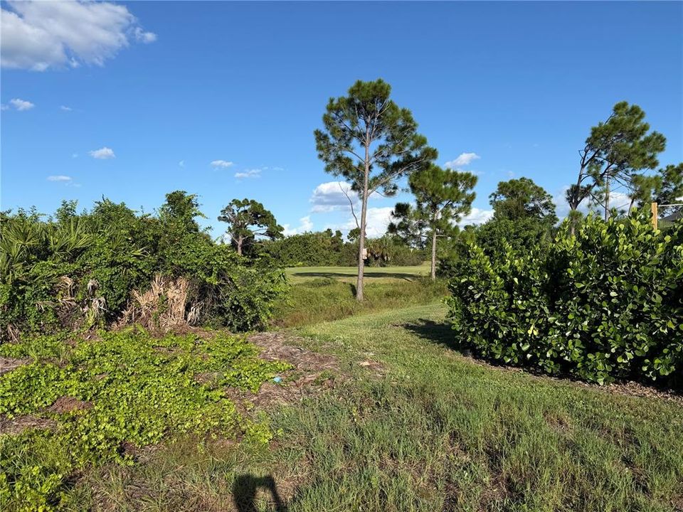 На продажу: $40,000 (0.22 acres)
