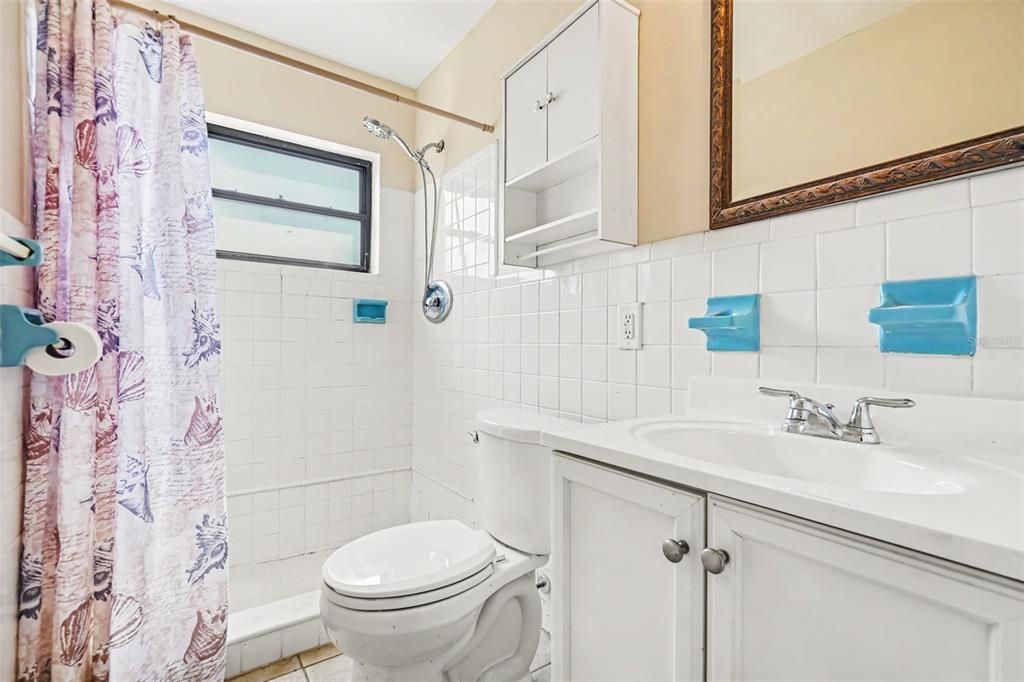 For Sale: $265,000 (4 beds, 2 baths, 1312 Square Feet)