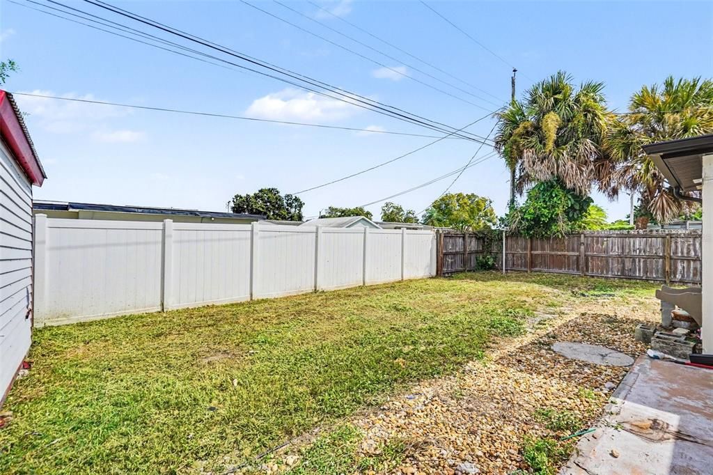 For Sale: $265,000 (4 beds, 2 baths, 1312 Square Feet)