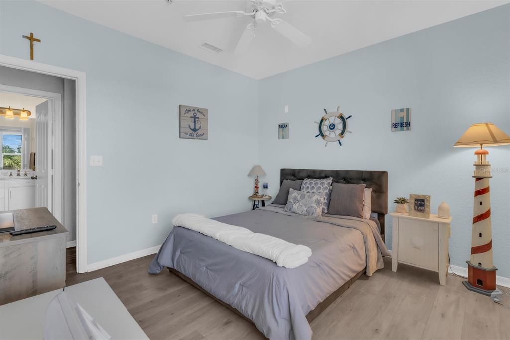 En Venta: $225,000 (2 camas, 1 baños, 901 Pies cuadrados)