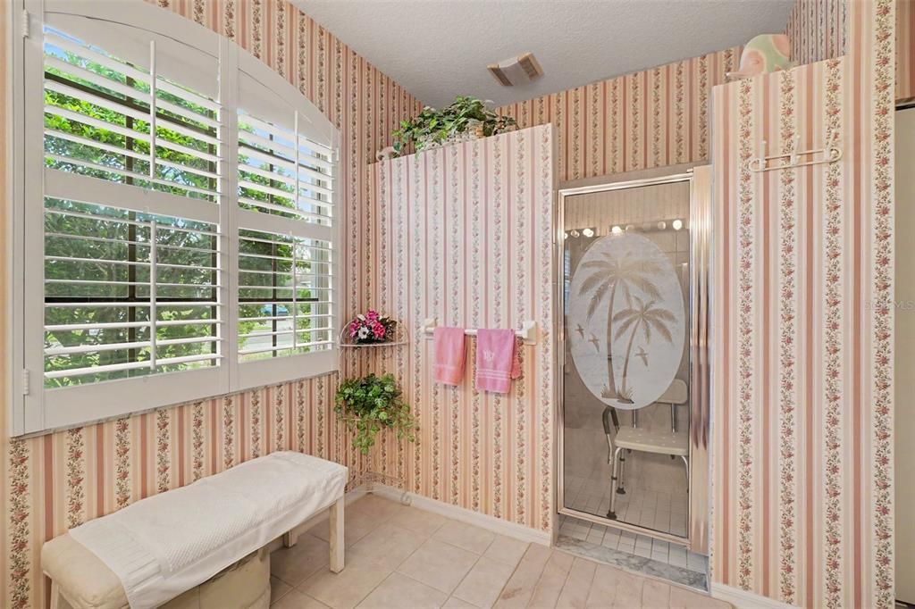 На продажу: $380,000 (3 спален, 2 ванн, 1787 Квадратных фут)