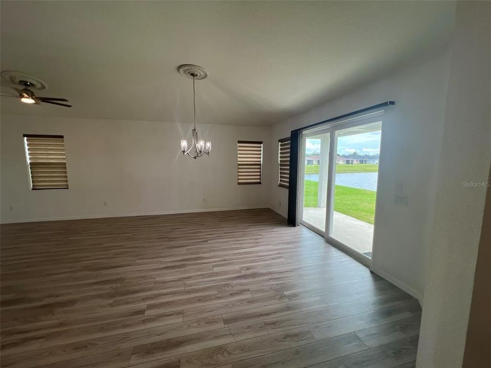 For Rent: $2,995 (4 beds, 2 baths, 1989 Square Feet)