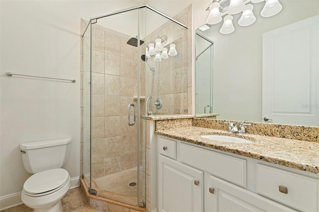 For Sale: $899,000 (3 beds, 3 baths, 3950 Square Feet)