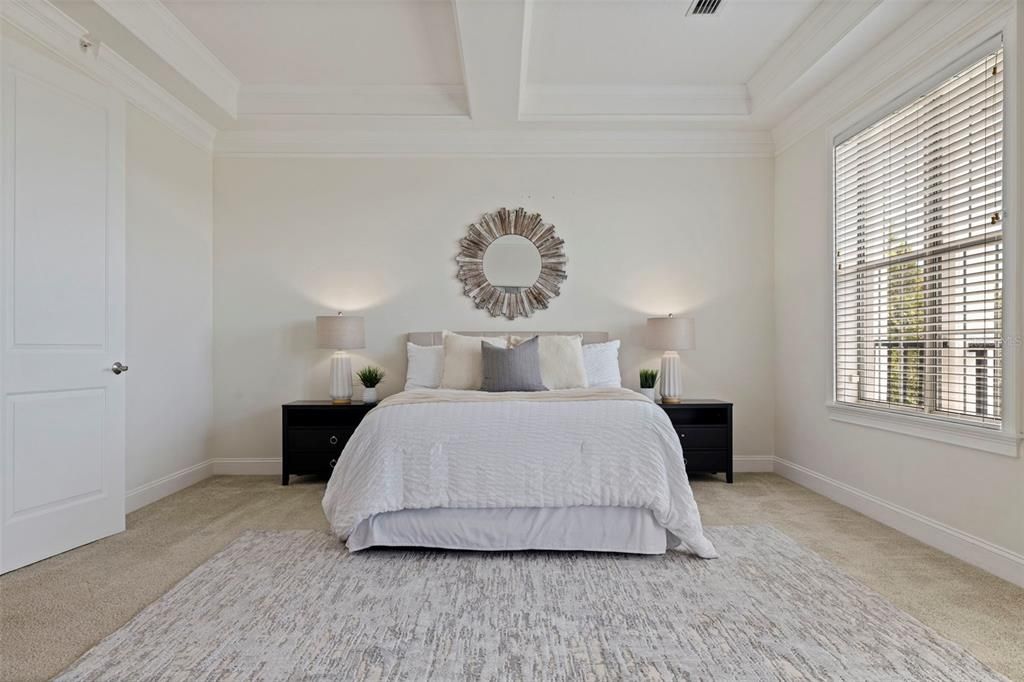 For Sale: $899,000 (3 beds, 3 baths, 3950 Square Feet)