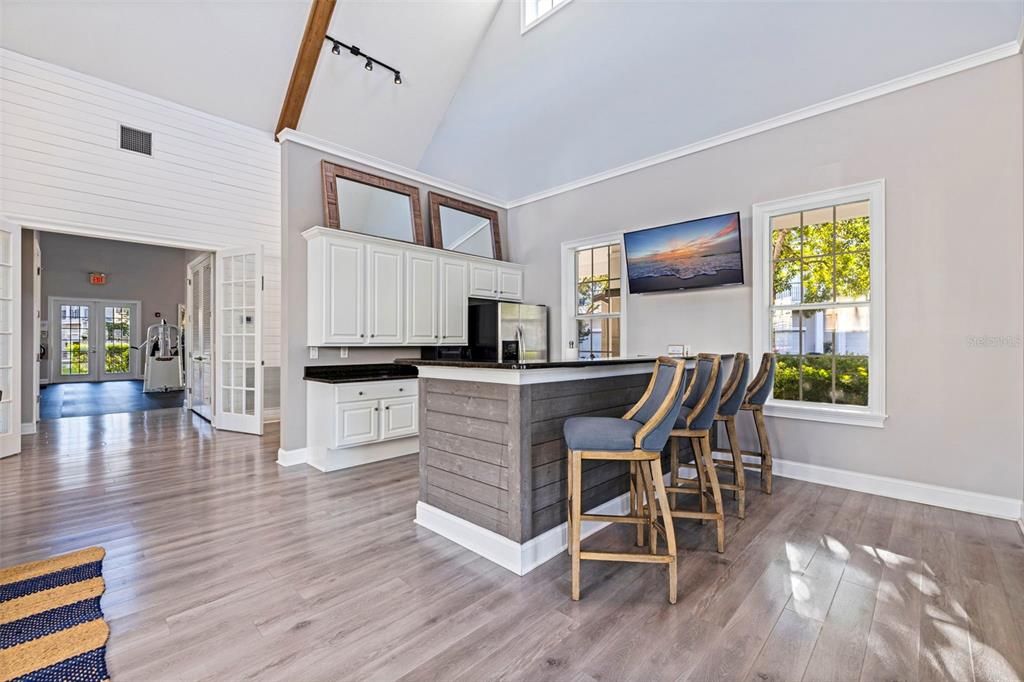 For Sale: $899,000 (3 beds, 3 baths, 3950 Square Feet)