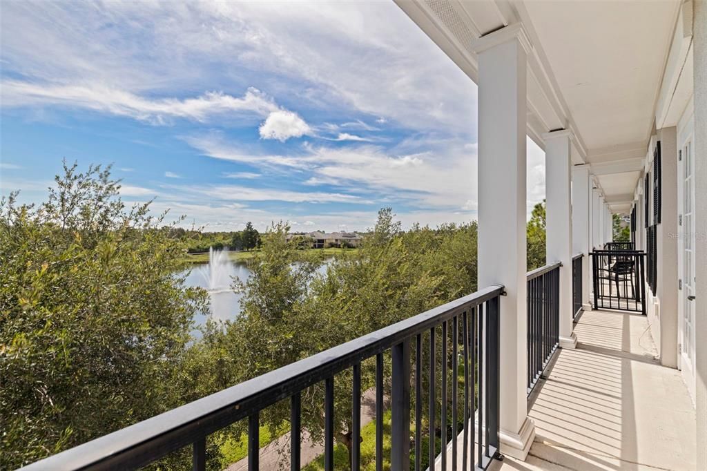 For Sale: $899,000 (3 beds, 3 baths, 3950 Square Feet)