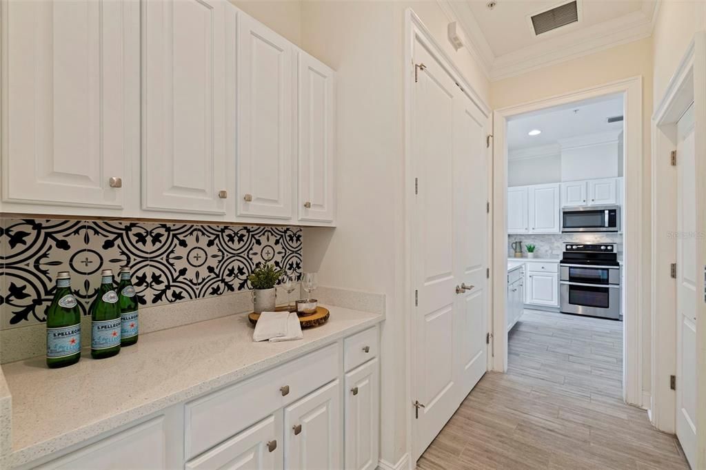 For Sale: $899,000 (3 beds, 3 baths, 3950 Square Feet)