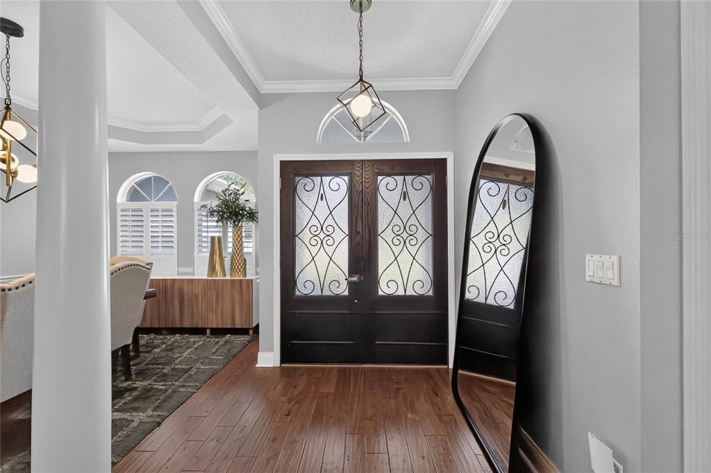 En Venta: $689,000 (4 camas, 2 baños, 2537 Pies cuadrados)