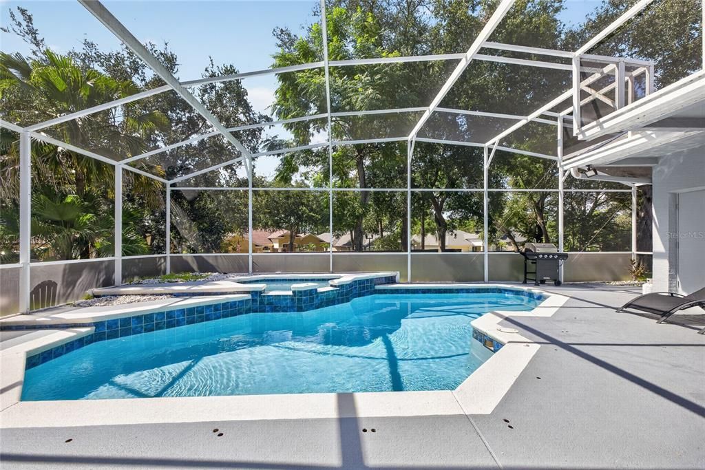 En Venta: $689,000 (4 camas, 2 baños, 2537 Pies cuadrados)