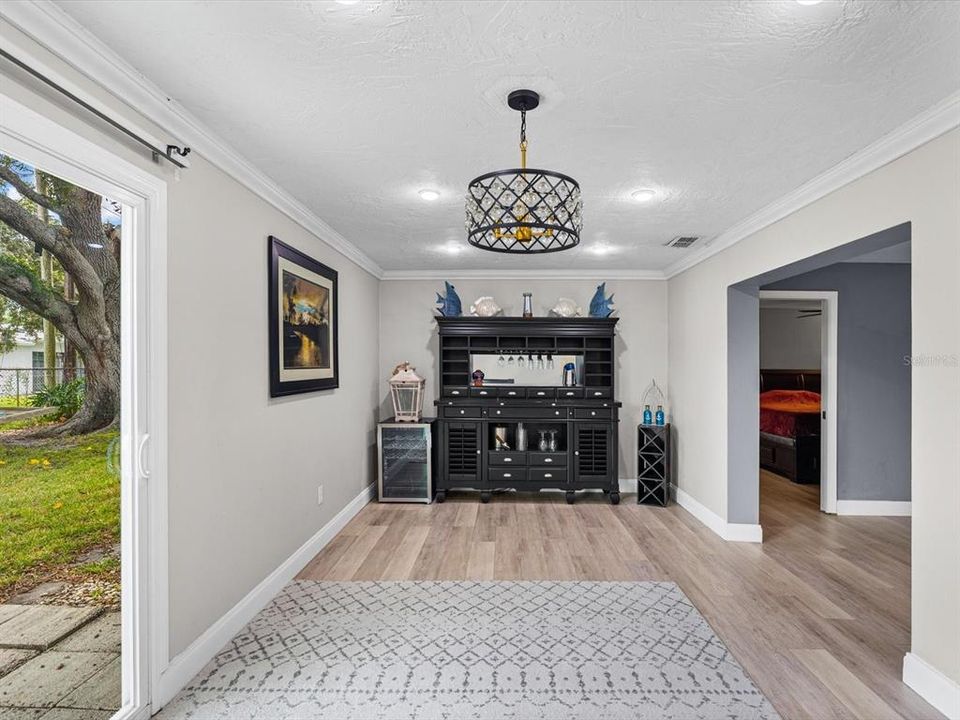 For Sale: $495,000 (3 beds, 2 baths, 1572 Square Feet)
