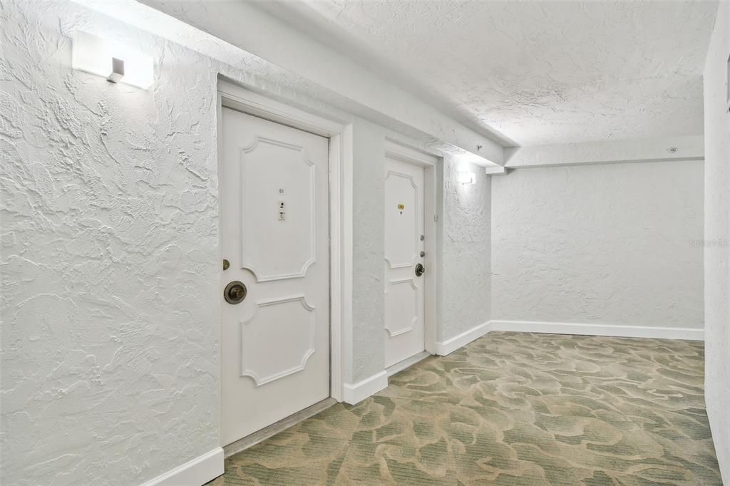 В аренду: $8,350 (2 спален, 2 ванн, 1275 Квадратных фут)