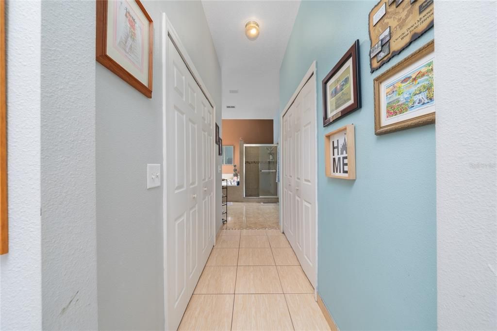 For Sale: $439,999 (4 beds, 3 baths, 2520 Square Feet)