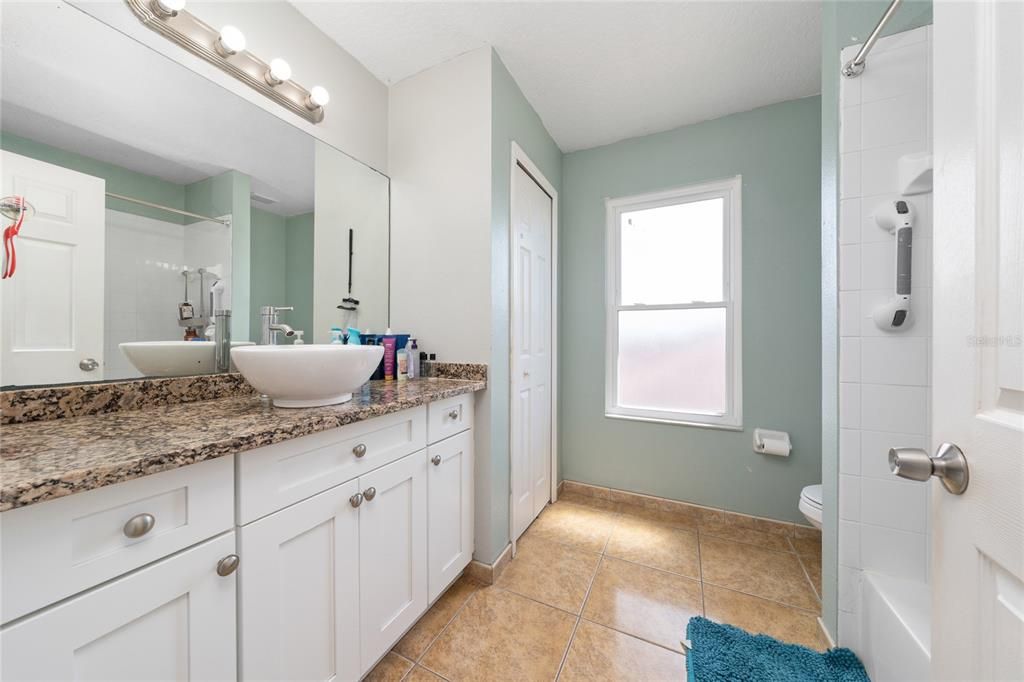 For Sale: $439,999 (4 beds, 3 baths, 2520 Square Feet)