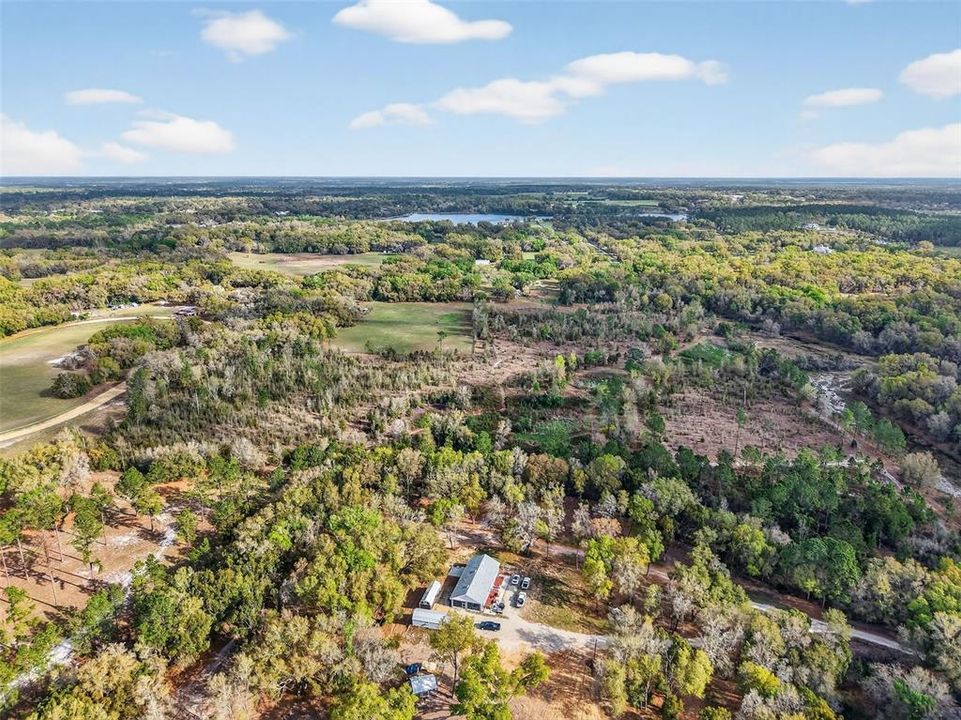 На продажу: $1,200,000 (30.20 acres)