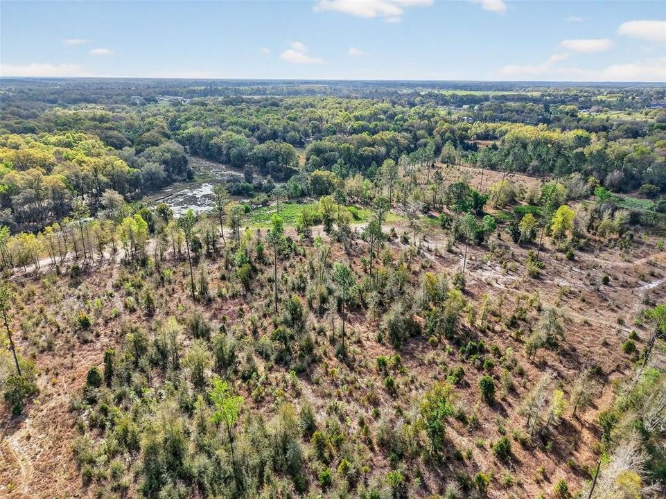 На продажу: $1,200,000 (30.20 acres)