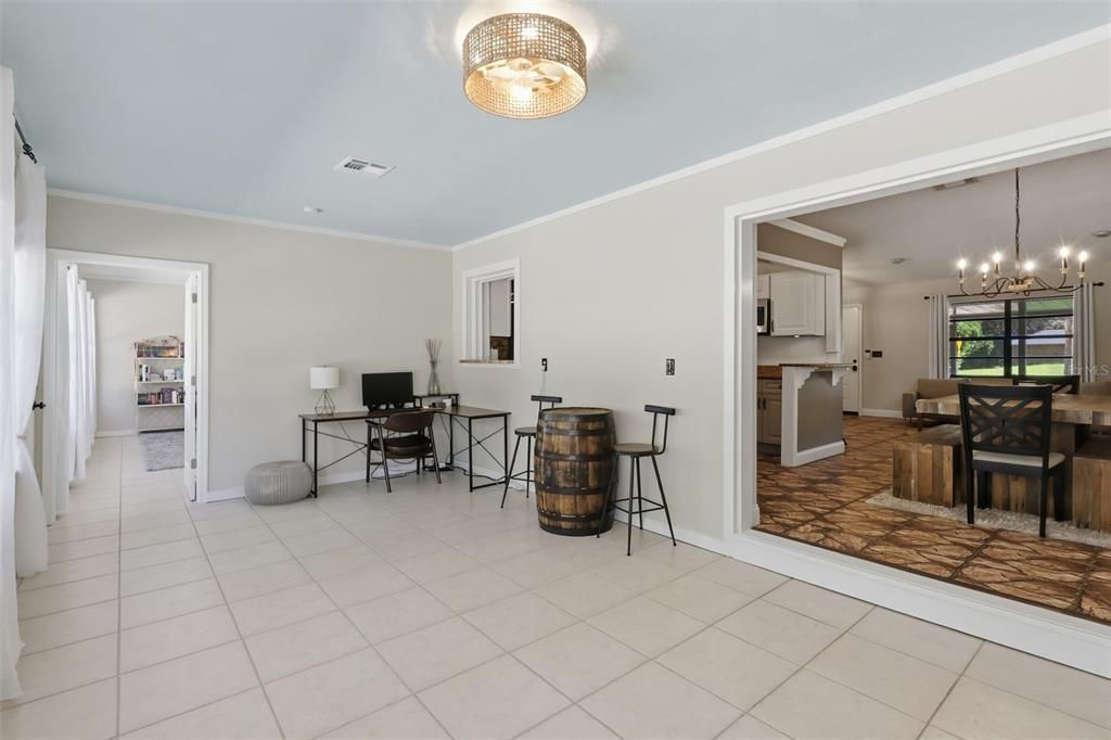 For Sale: $565,000 (5 beds, 3 baths, 2780 Square Feet)