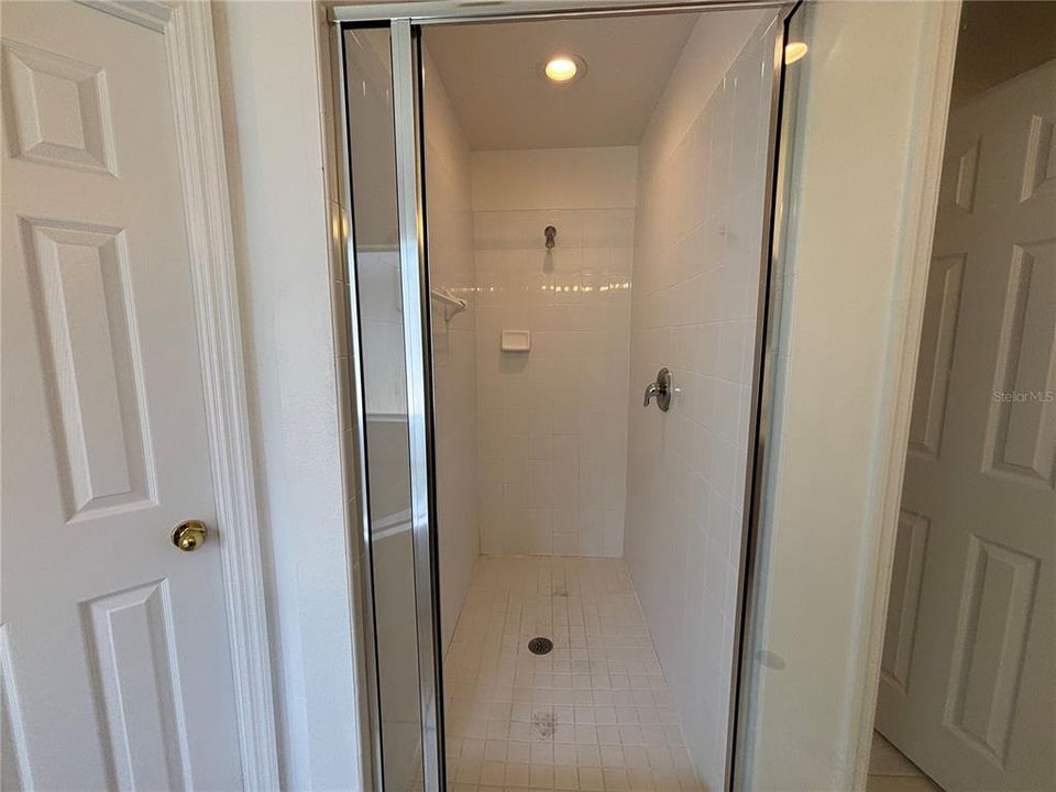 For Rent: $2,800 (4 beds, 3 baths, 1960 Square Feet)