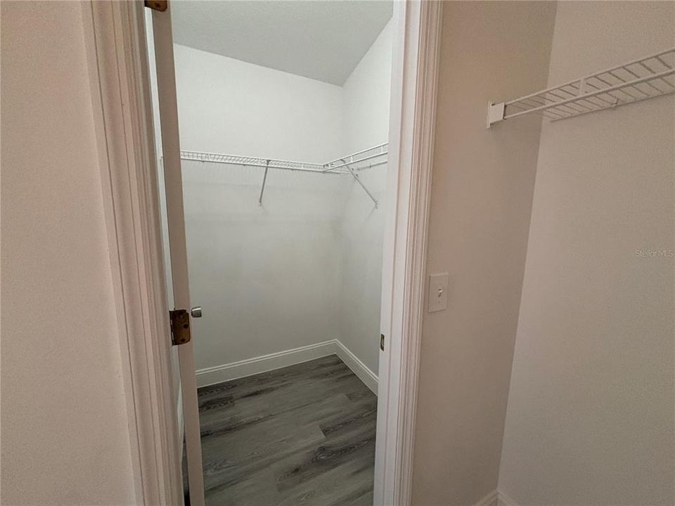 For Rent: $2,800 (4 beds, 3 baths, 1960 Square Feet)