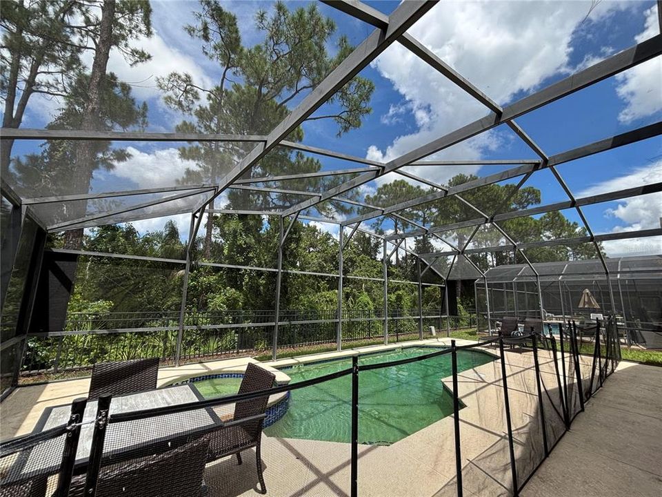 For Rent: $2,800 (4 beds, 3 baths, 1960 Square Feet)