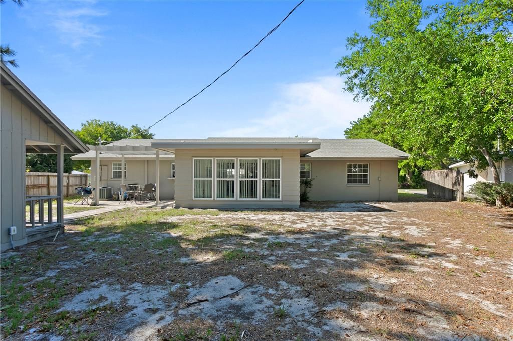 В аренду: $2,950 (3 спален, 2 ванн, 1673 Квадратных фут)