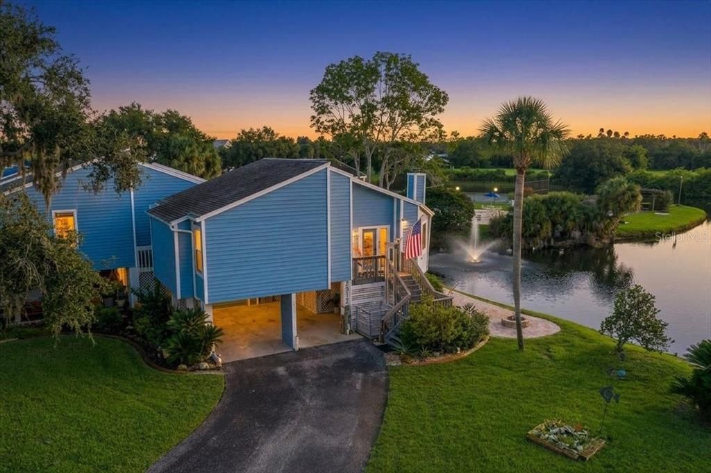 For Sale: $474,900 (2 beds, 2 baths, 1310 Square Feet)