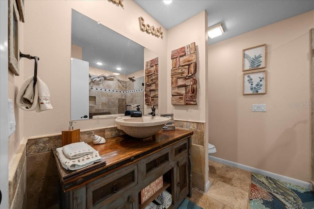 For Sale: $474,900 (2 beds, 2 baths, 1310 Square Feet)