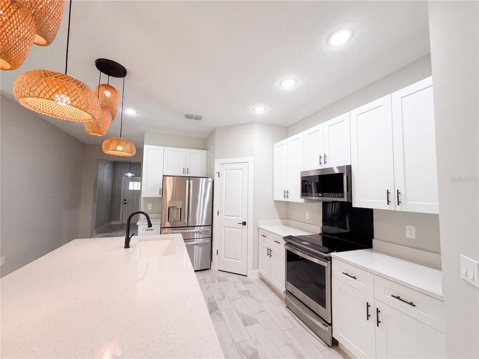 For Sale: $336,000 (3 beds, 2 baths, 1543 Square Feet)