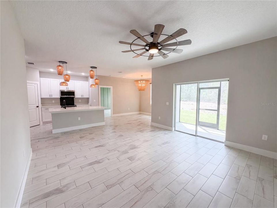 For Sale: $336,000 (3 beds, 2 baths, 1543 Square Feet)